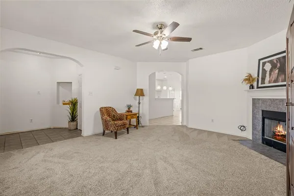 $305,000 | 105 Thoroughbred Drive, Krum, TX 76249