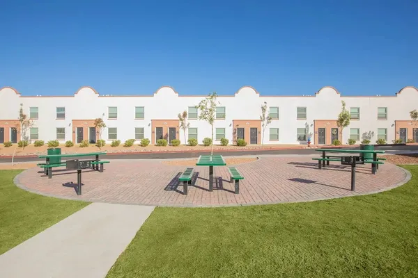 $1,185 | 5453 Ridge Street, El Paso, TX 79932