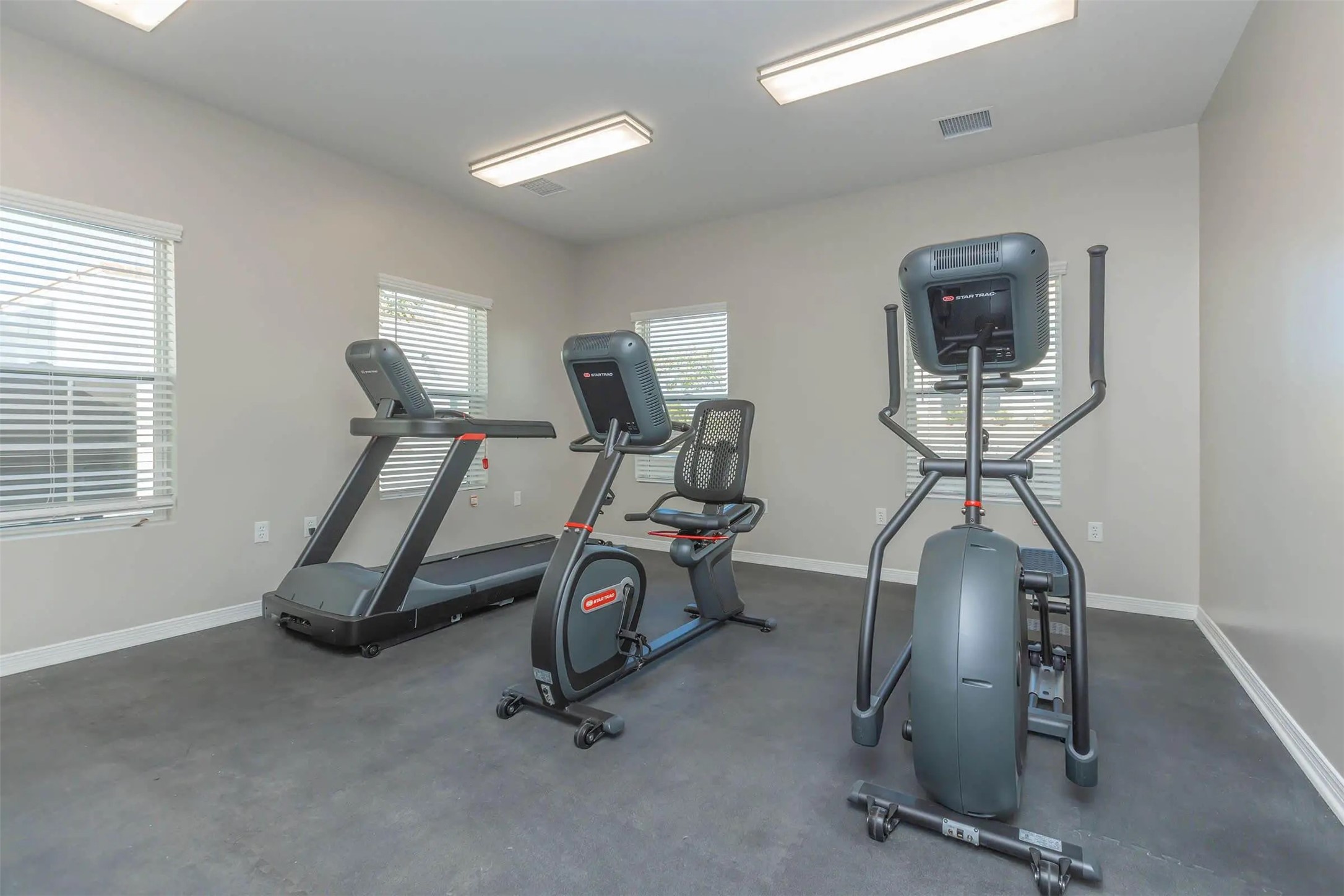 5453 Ridge Street El Paso, TX 79932 - Photo 9 of 11