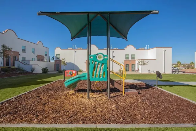 $1,185 | 5453 Ridge Street, El Paso, TX 79932