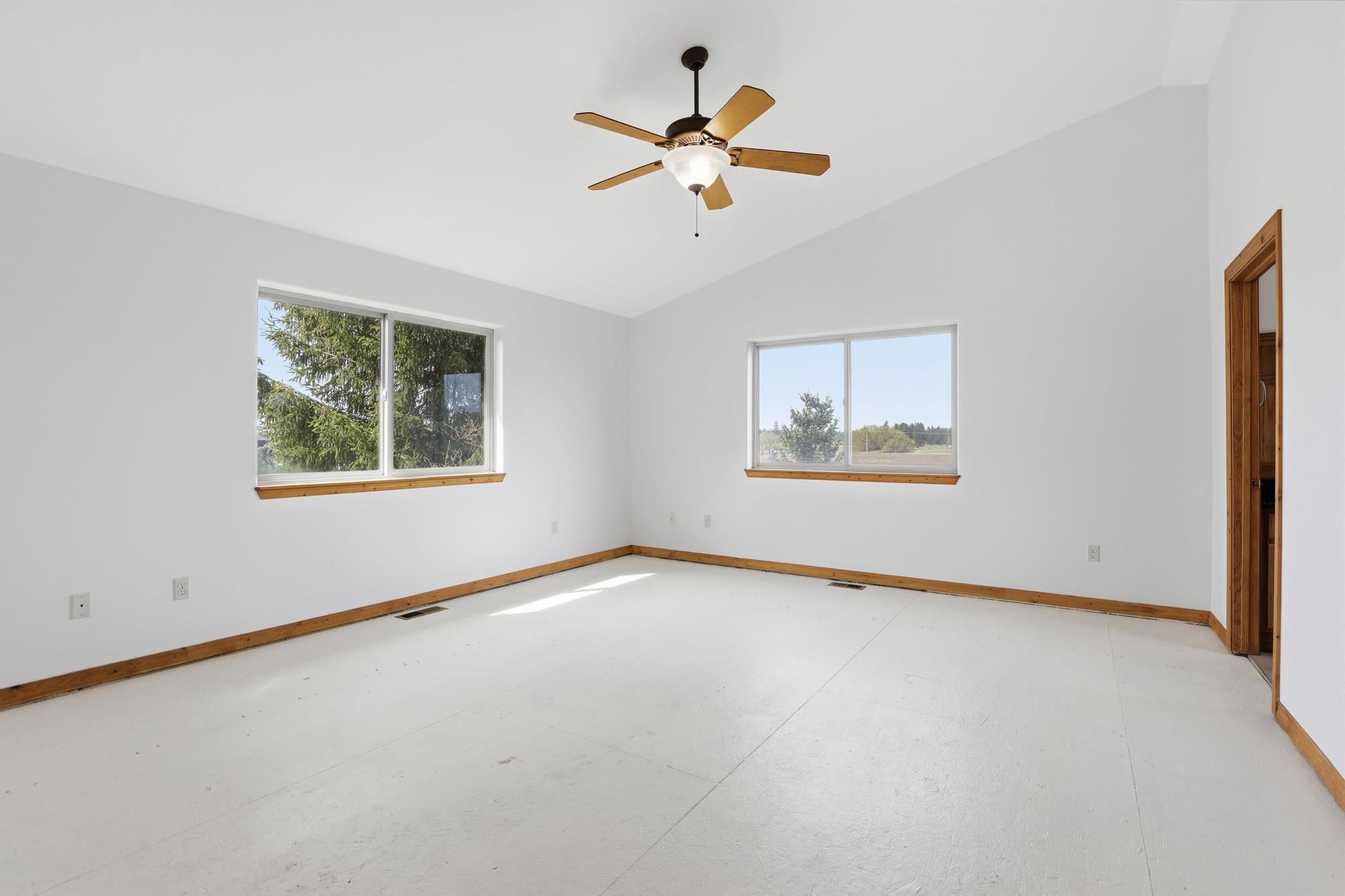 17543 South Smythe Road Spokane, WA 99224 - Photo 13 of 49