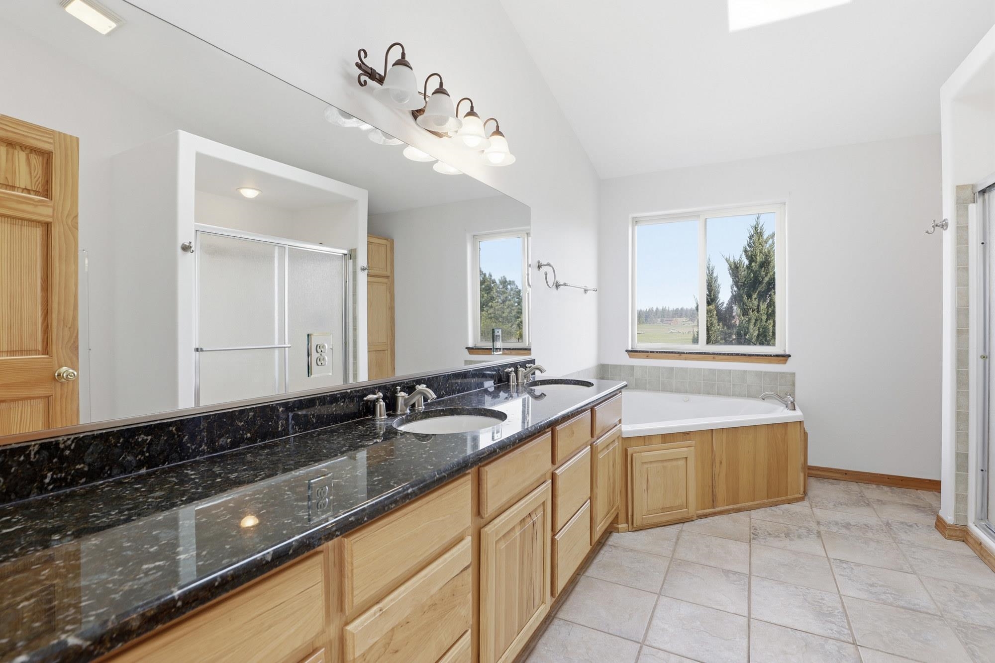 17543 South Smythe Road Spokane, WA 99224 - Photo 15 of 49