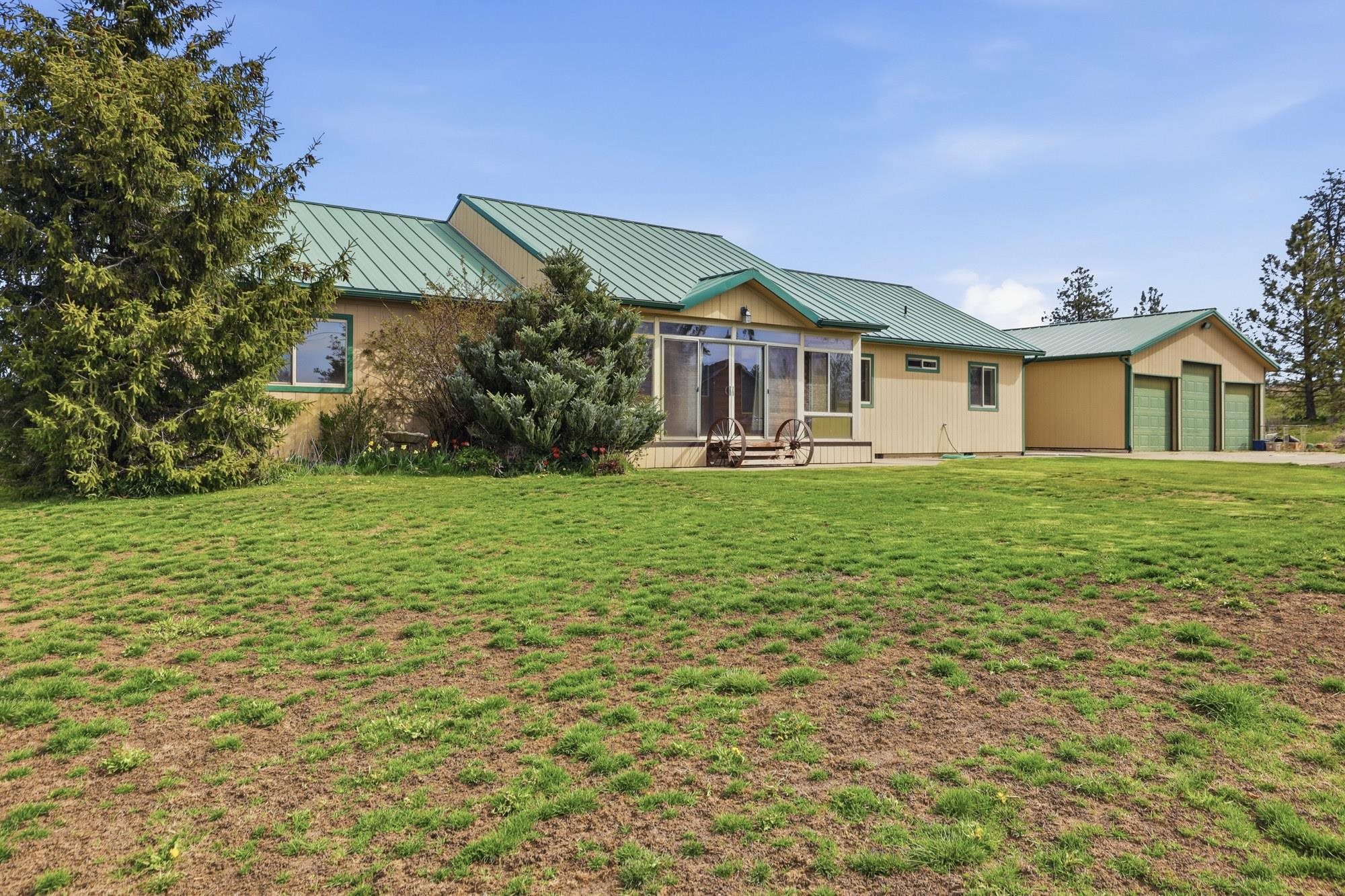 17543 South Smythe Road Spokane, WA 99224 - Photo 2 of 49