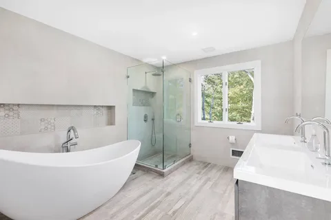 30 Quarty Court, East Hampton, NY 11937