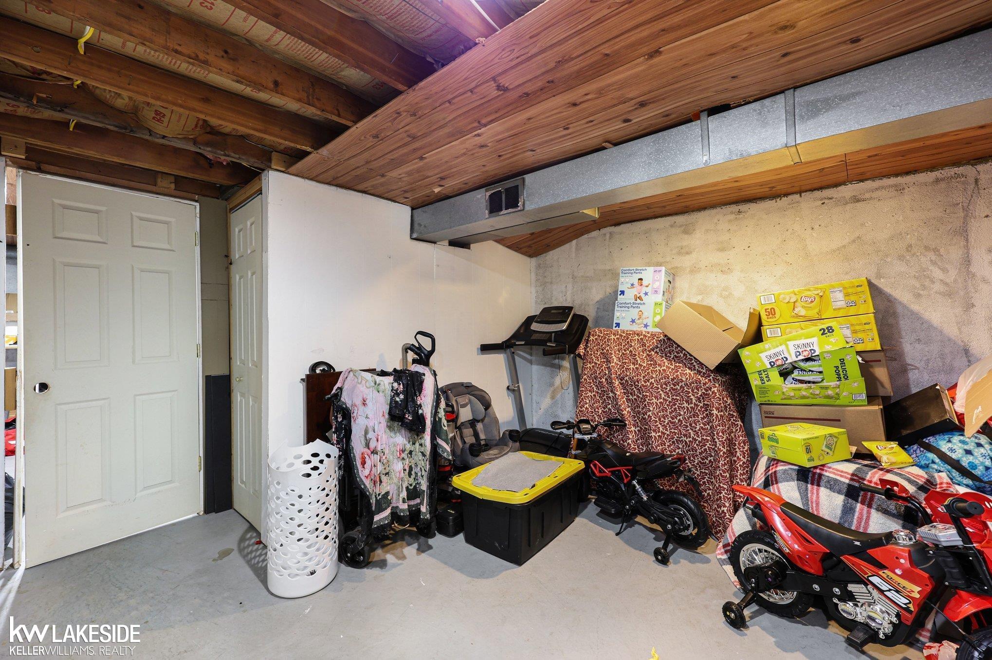 11518 Messmore Road, Unit 44 Utica, MI 48317 - Photo 14 of 21
