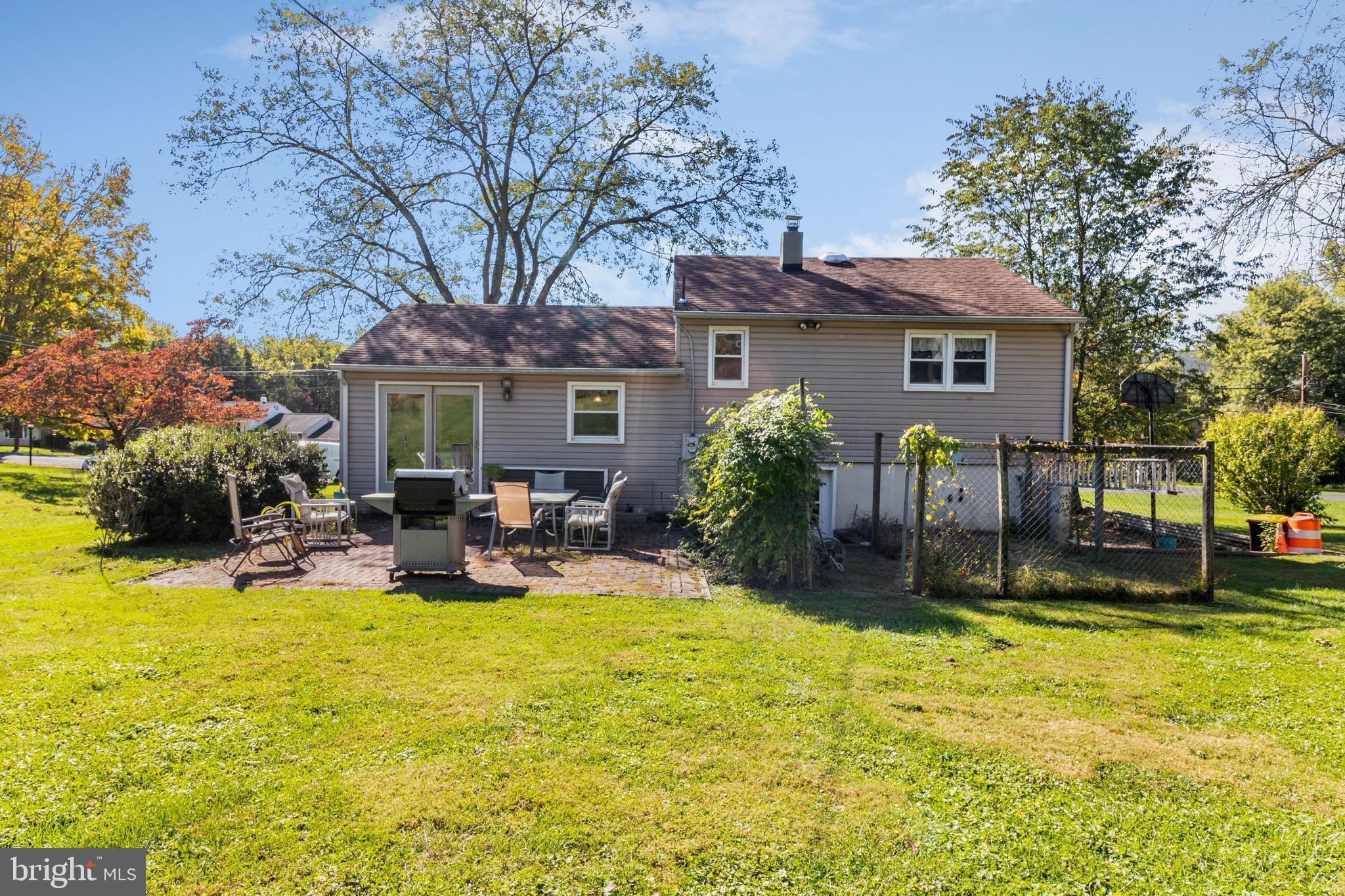 47 Duane Road Doylestown, PA 18901 - Photo 6 of 25