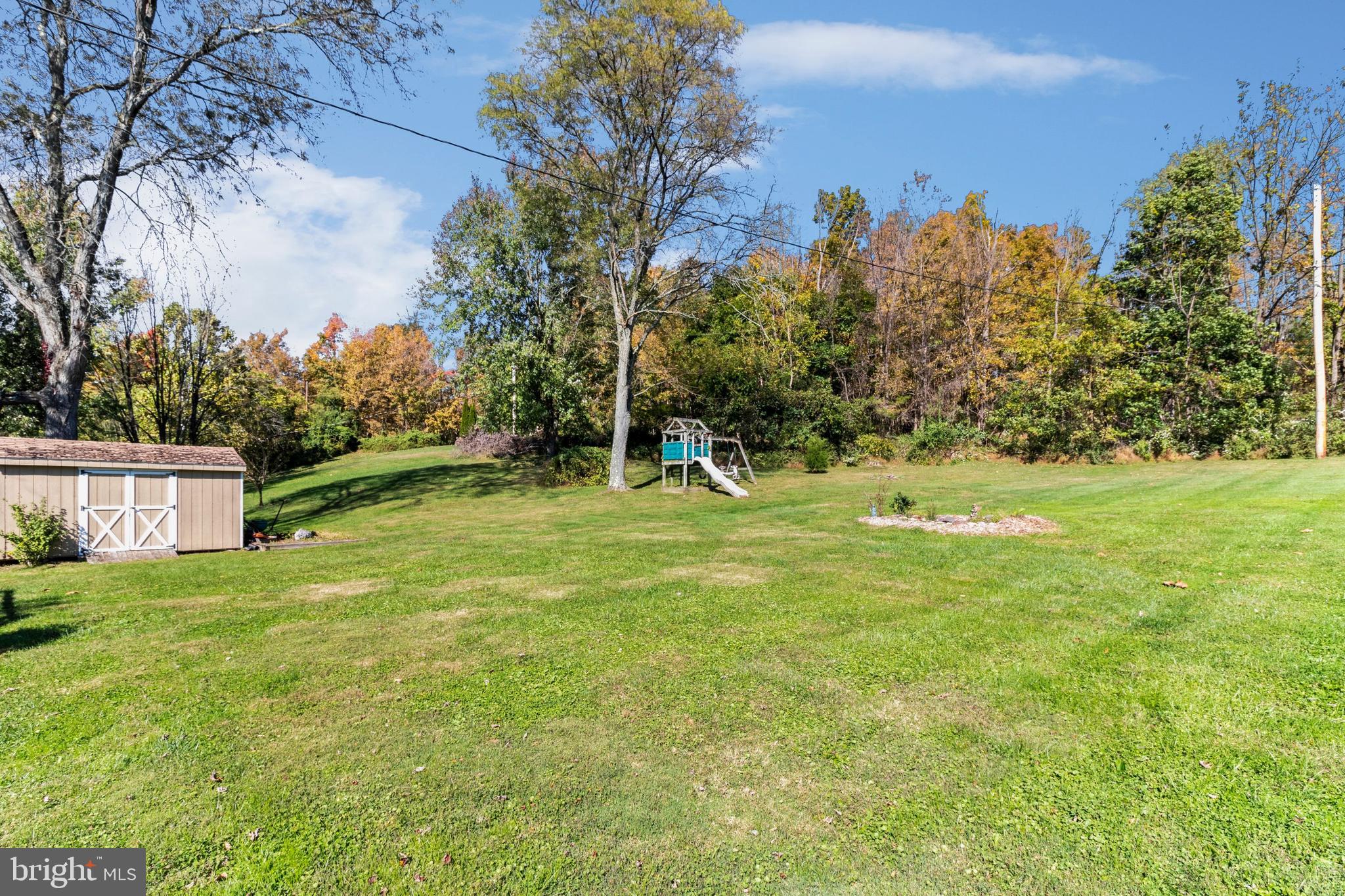 47 Duane Road Doylestown, PA 18901 - Photo 8 of 25