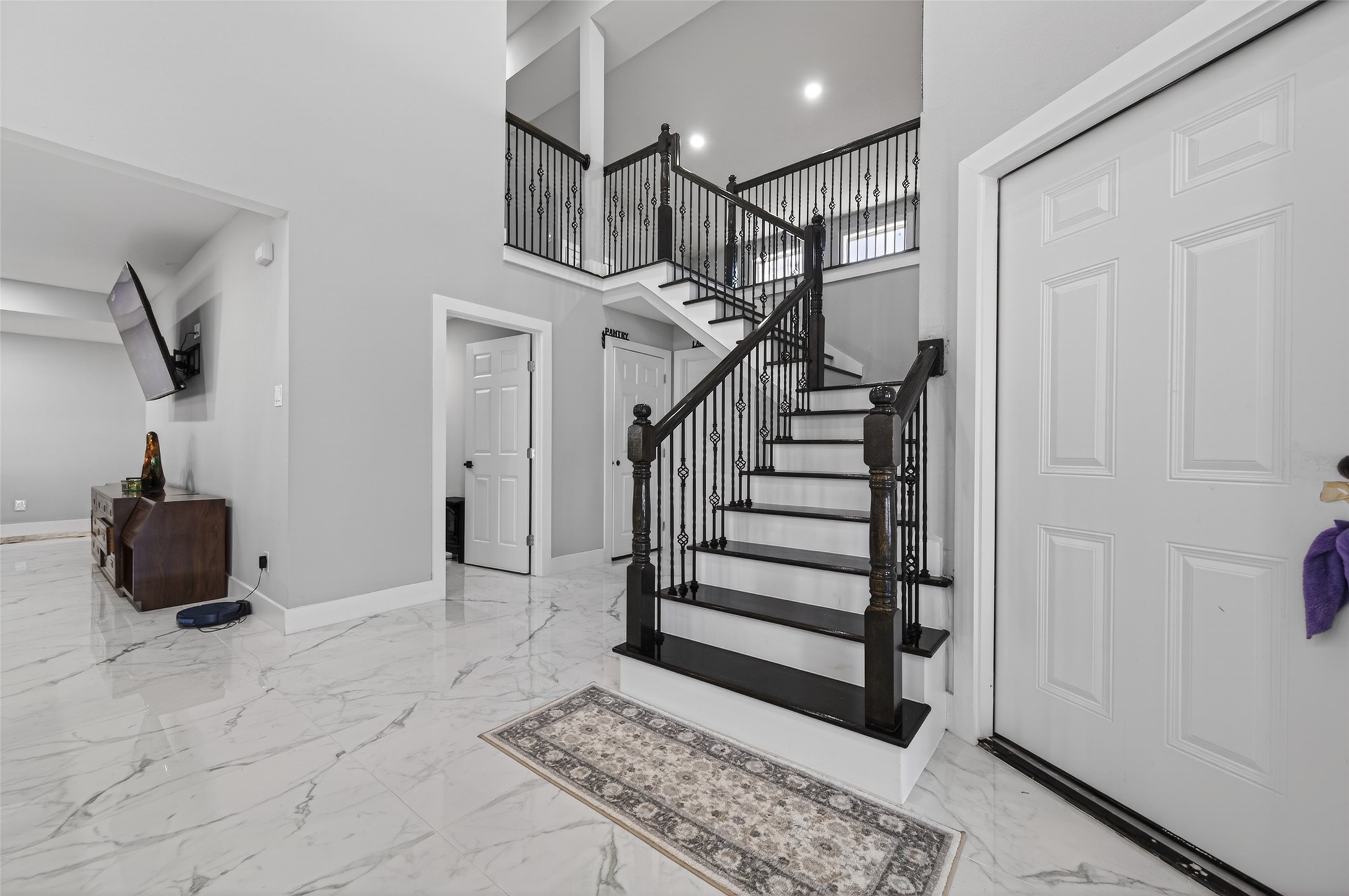 16320 Cadwin Court Conroe, TX 77303 - Photo 4 of 45