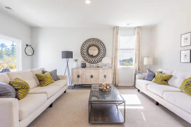 $466,705 | 318 Willow Run Drive, Summerville, SC 29486