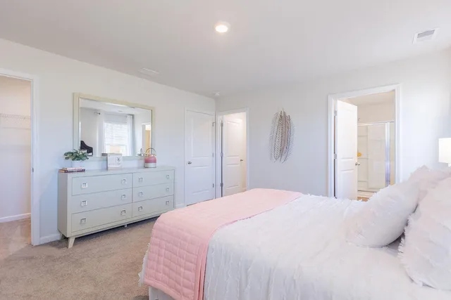 $466,705 | 318 Willow Run Drive, Summerville, SC 29486