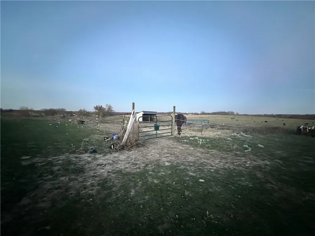 $347,500 | 231 Southwest 951st Road, Holden, MO 64040