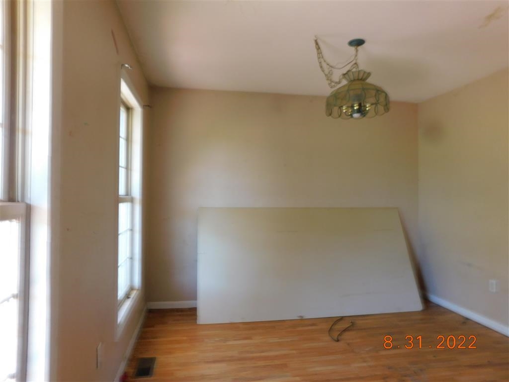 9095 South Wyman Road Blanchard, MI 49310 - Photo 9 of 19