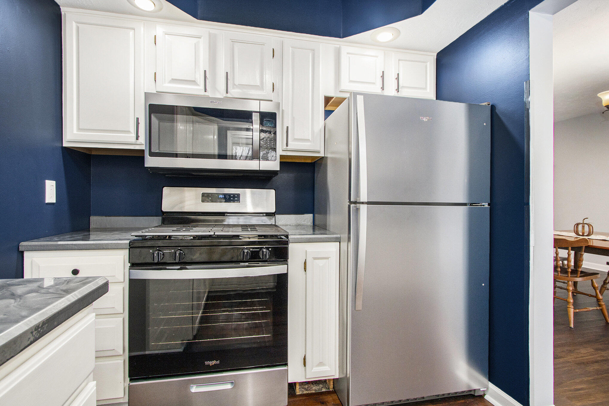 1230 Thomson Road Niles, MI 49120 - Photo 15 of 44 012_img_4168_404