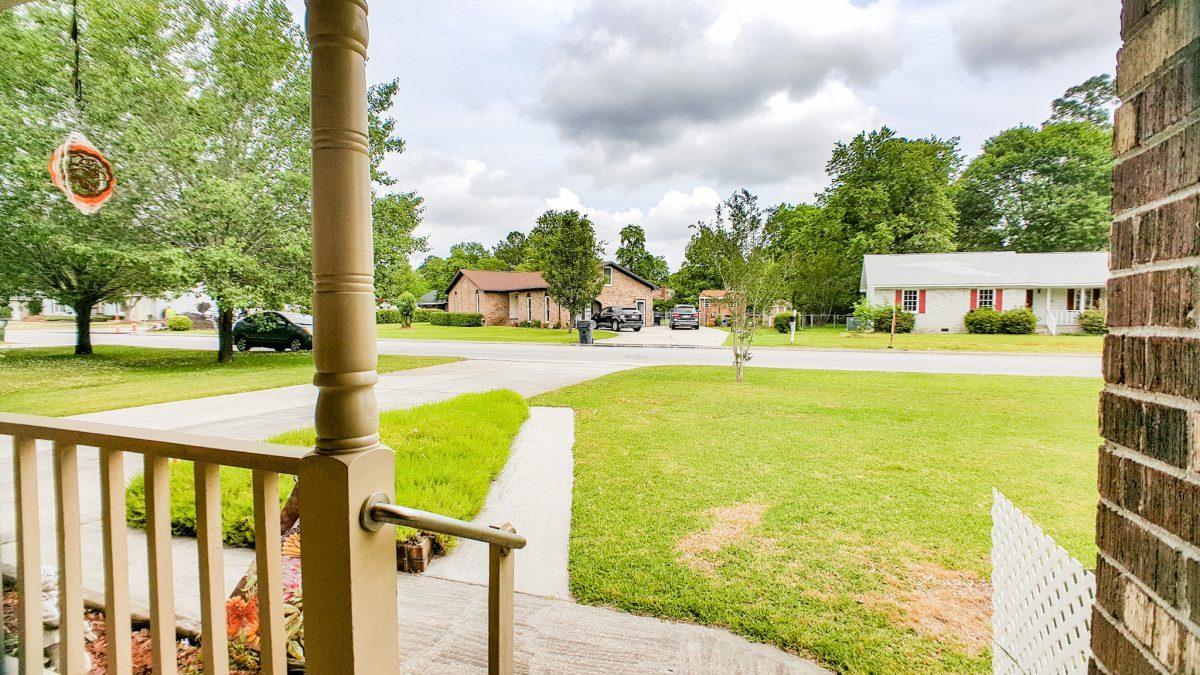 820 Beauregard Road Summerville, SC 29486 - Photo 8 of 25 8