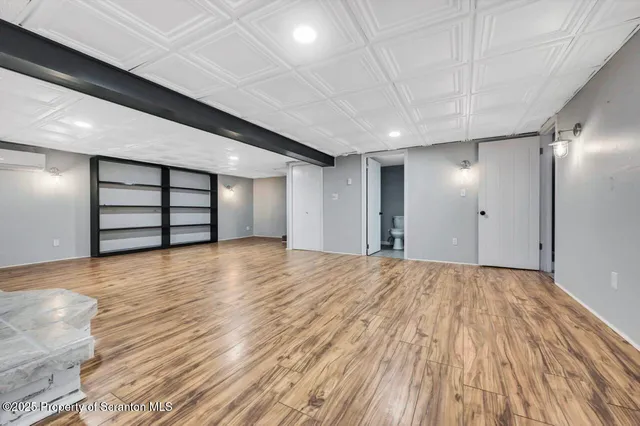 $469,900 | 1018 Sleepy Hollow Road, Clarks Summit, PA 18411