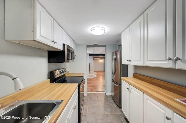 $469,900 | 1018 Sleepy Hollow Road, Clarks Summit, PA 18411