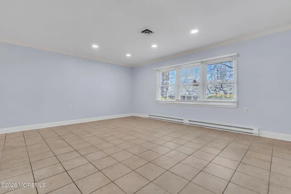 $235,000 | 500 B Thornbury Court, Unit B, Lakewood, NJ 08701