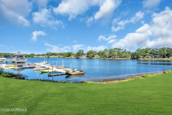 $235,000 | 500 B Thornbury Court, Unit B, Lakewood, NJ 08701