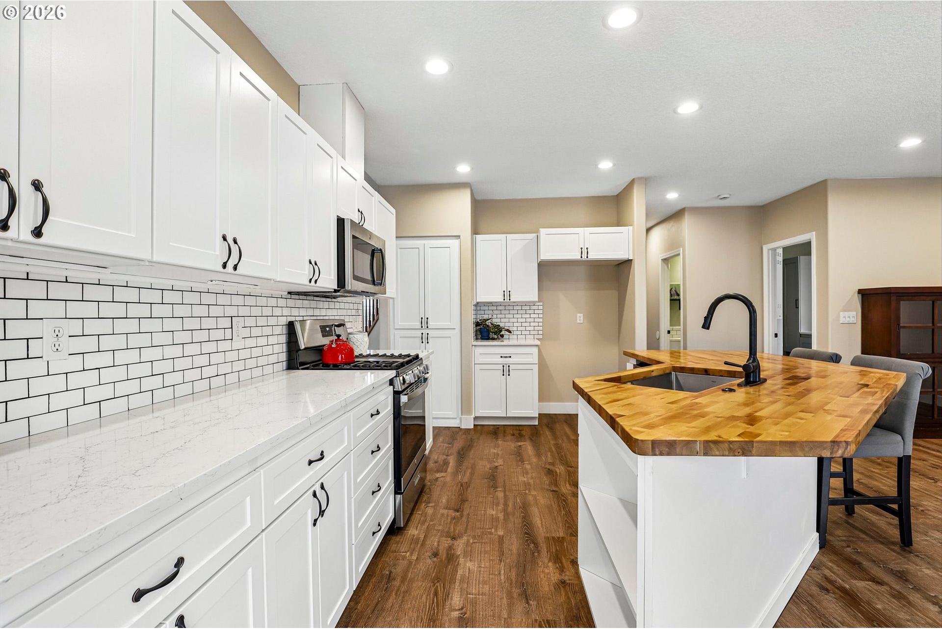 2608 Northeast 164th Avenue Vancouver, WA 98684 - Photo 10 of 33 Gallery Image 10