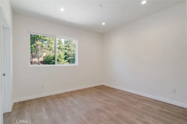 $4,450 | 1961 Waltonia Drive, Unit 102, Montrose, CA 91020