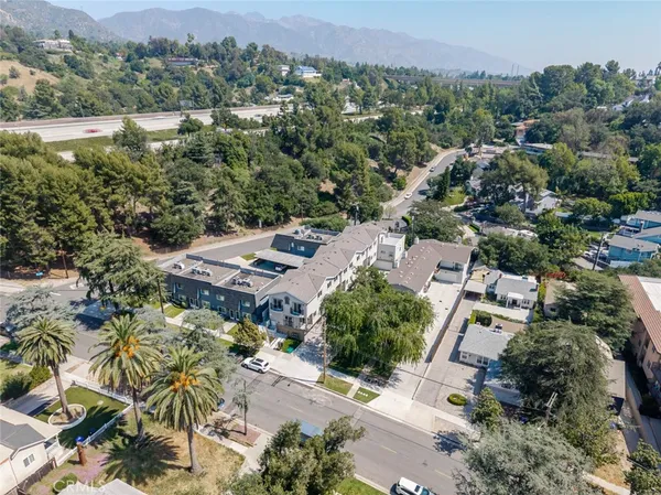 $4,450 | 1961 Waltonia Drive, Unit 102, Montrose, CA 91020