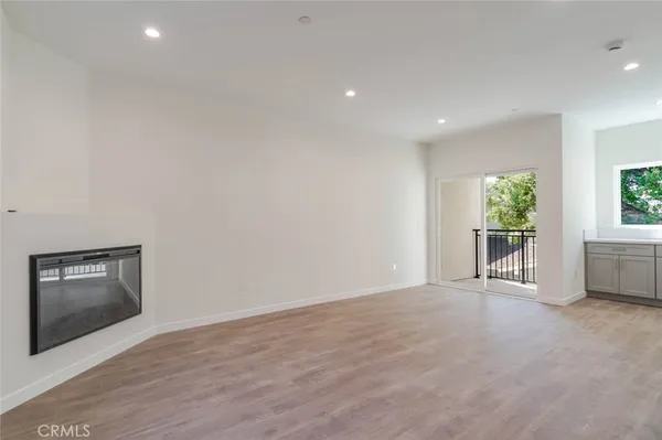 $4,450 | 1961 Waltonia Drive, Unit 102, Montrose, CA 91020