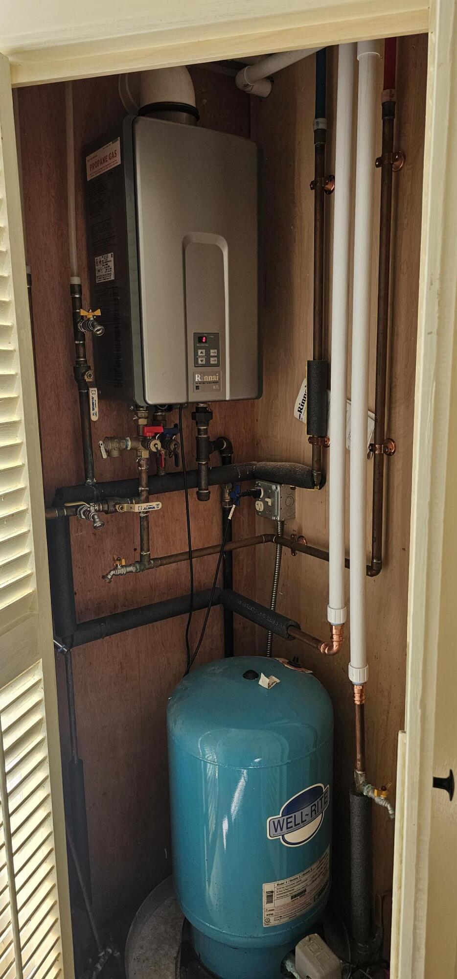13 Back Meadow Road Nobleboro, ME 04555 - Photo 17 of 32 Tankless hwheater