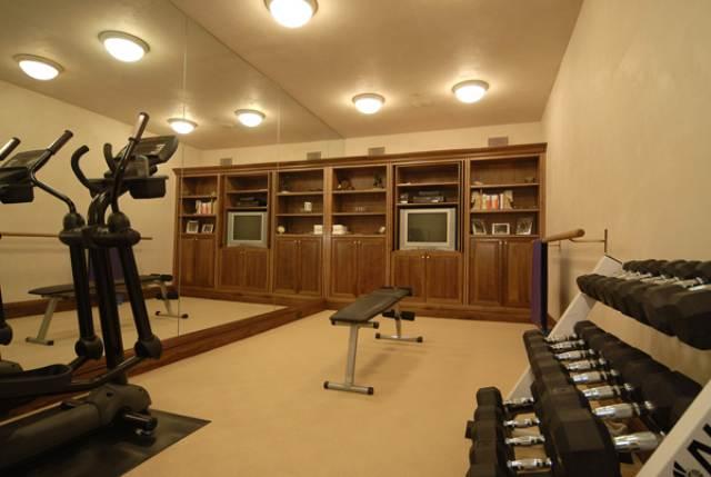 418 Wrights Road Aspen, CO 81612 - Photo 6 of 9 a view of a room with gym equipment