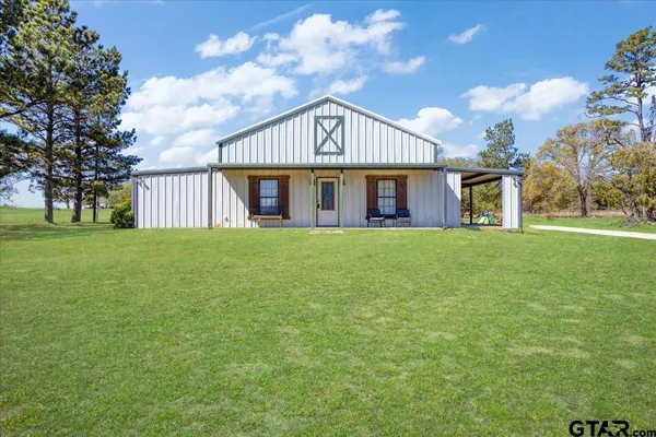 $425,000 | 97 County Road 2640, Mount Pleasant, TX 75455