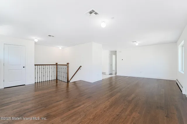 $1,389,999 | 98 Alverson Avenue | Rossville