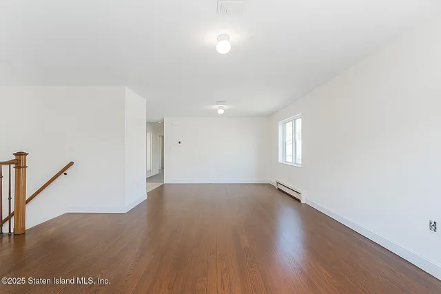 $1,389,999 | 98 Alverson Avenue | Rossville