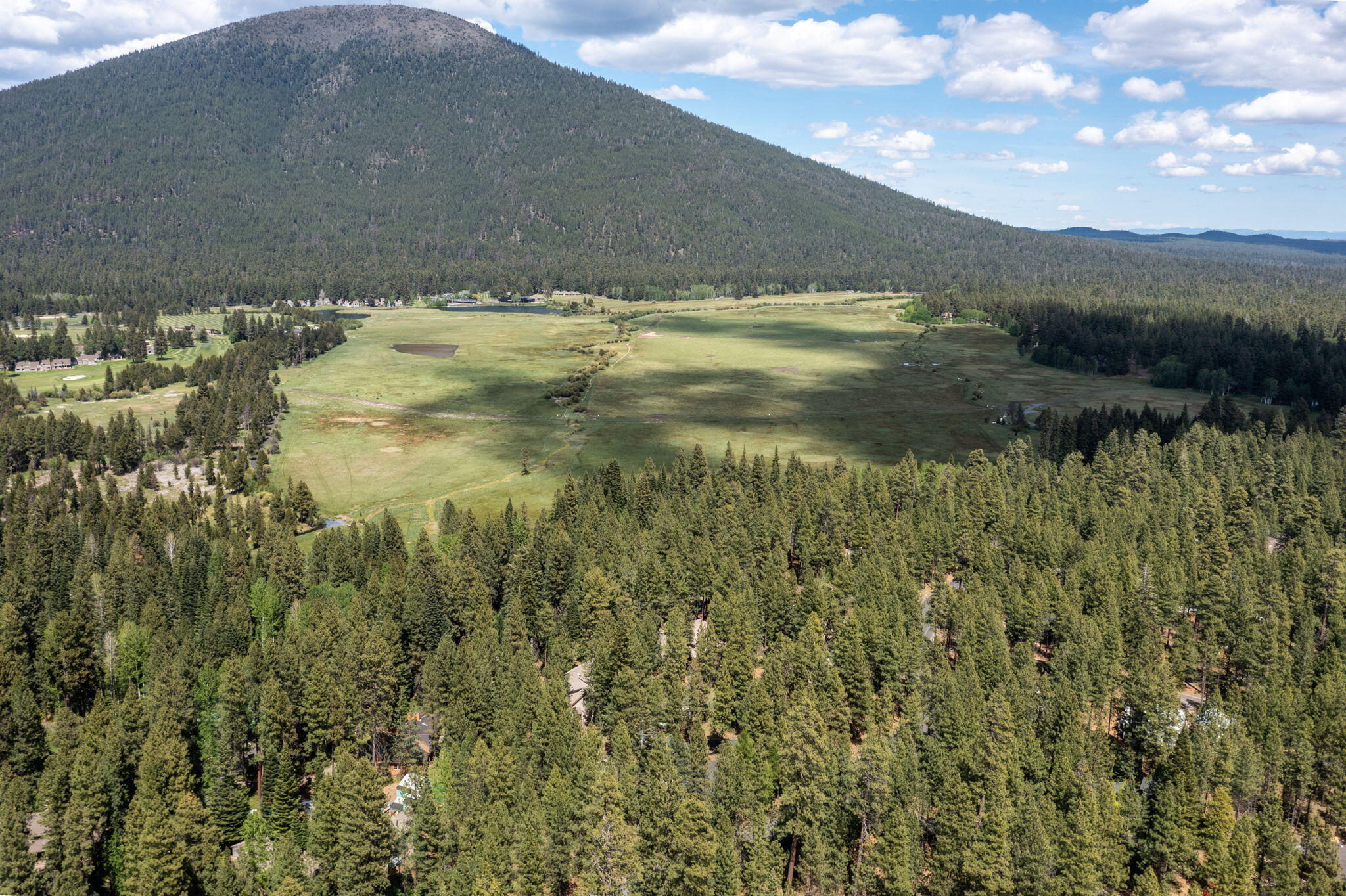 70833 Goosefoot, Unit GH 303 Black Butte Ranch, OR 97759 - Photo 43 of 51 2026_05_18_70833_goosefoot_gh303_bbr-47
