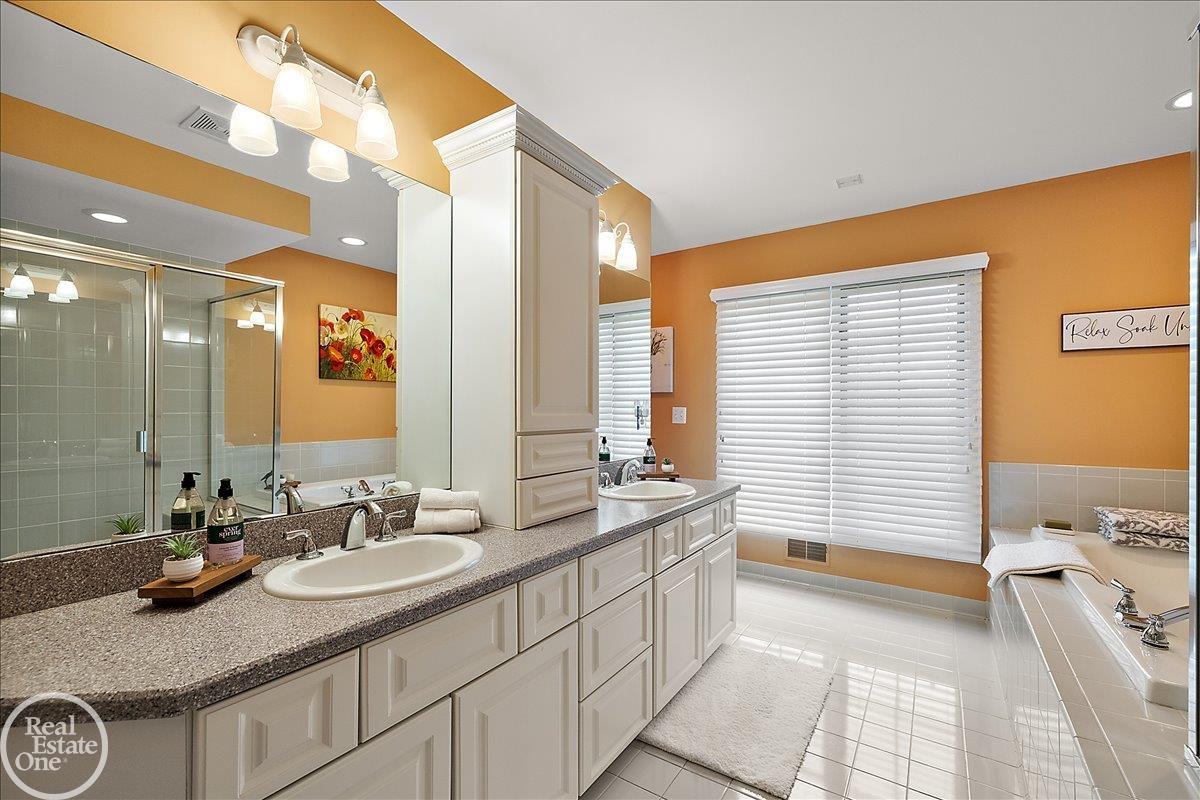 63815 Inverness, Unit #53 Washington, MI 48095 - Photo 46 of 71