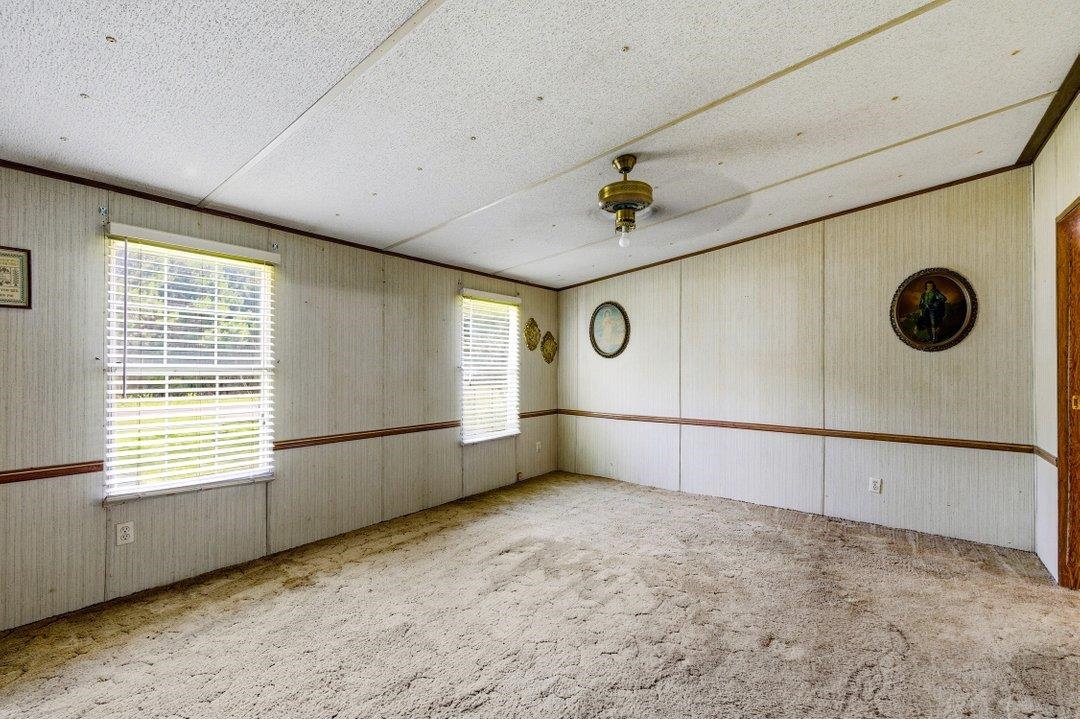 1715 Mineral Springs Road Conway, SC 29527 - Photo 9 of 28