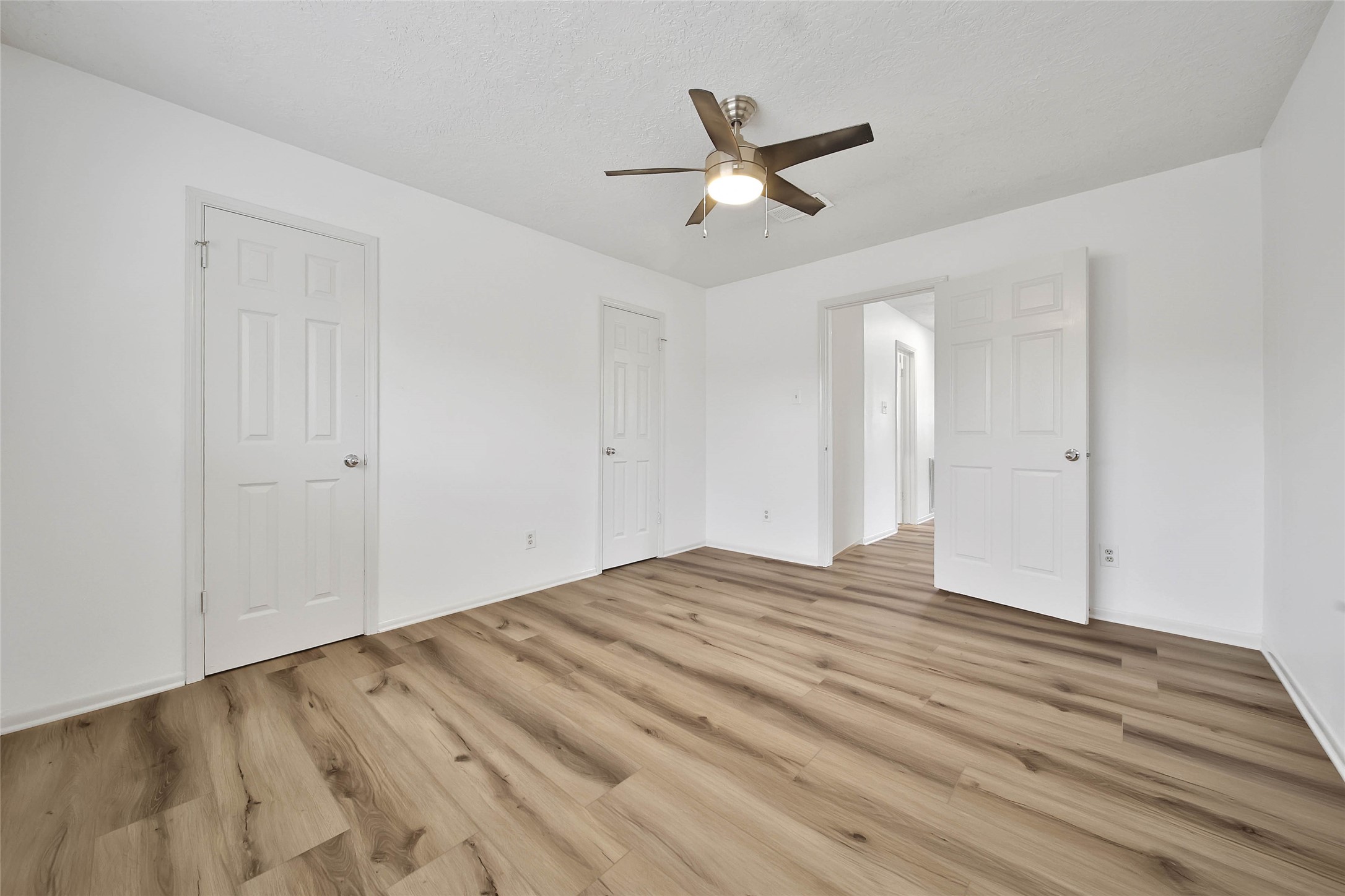 9411 Roos Road Houston, TX 77036 - Photo 36 of 44 with Wood-Look Flooring