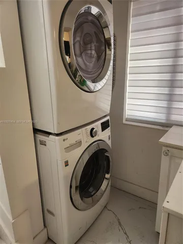 $2,800 | 1645 Southwest 83rd Ct., Unit 2, Miami, FL 33155