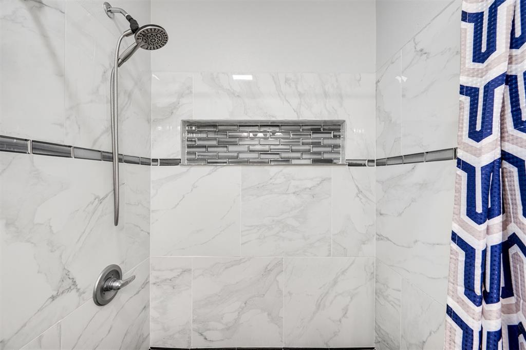 59 County Road Powderly, TX 75473 - Photo 17 of 38