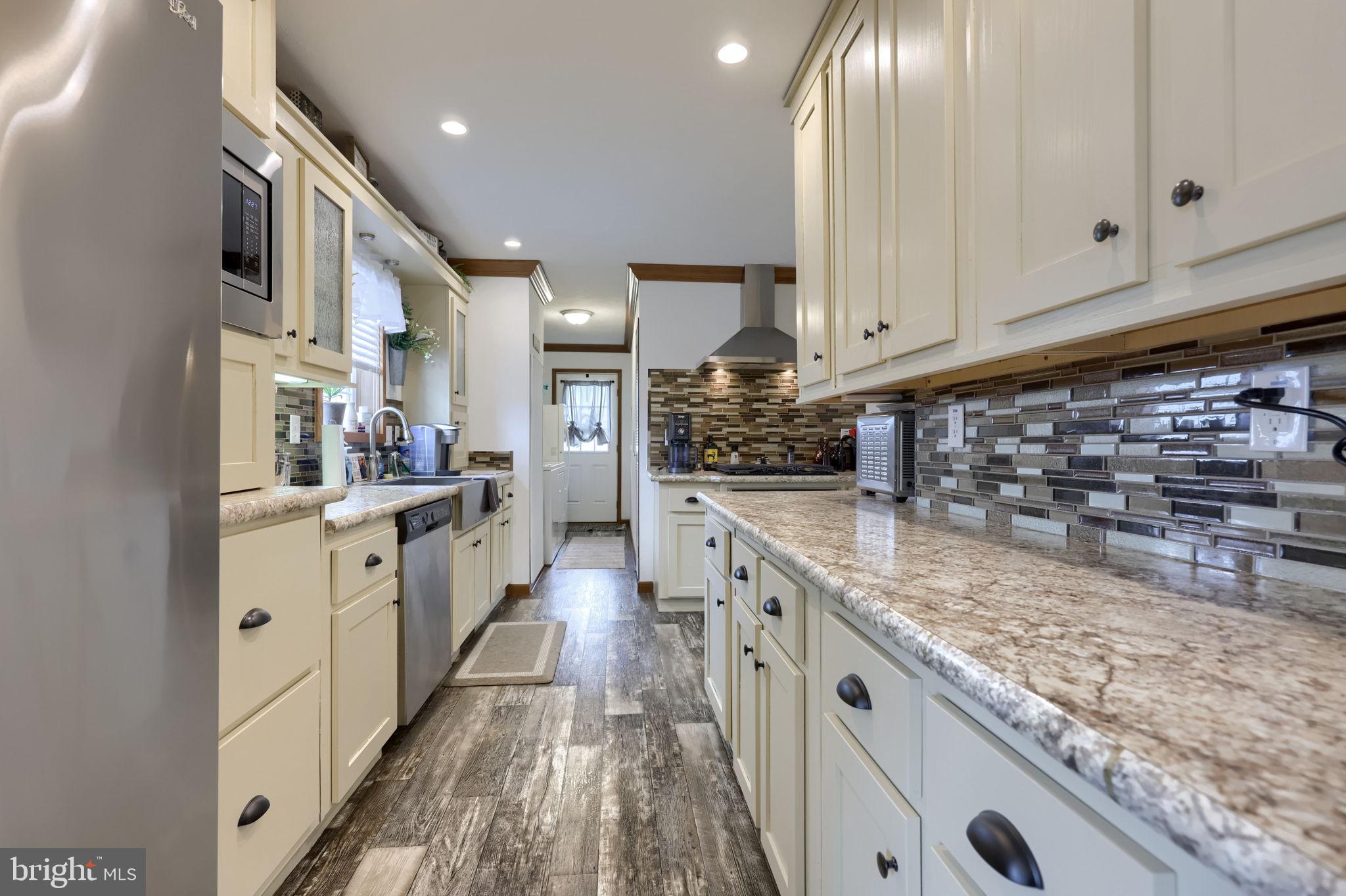 1003 Elm Street New Providence, PA 17560 - Photo 11 of 31