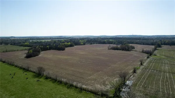 $1,480,000 | 10002 Northwest County Road 10002 N/a, Amsterdam, MO 64723