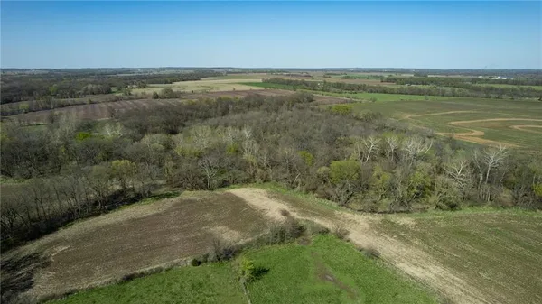 $1,480,000 | 10002 Northwest County Road 10002 N/a, Amsterdam, MO 64723
