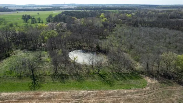 $1,480,000 | 10002 Northwest County Road 10002 N/a, Amsterdam, MO 64723
