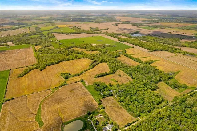 $1,520,000 | 10002 Northwest County Road 10002 N/a, Amsterdam, MO 64723