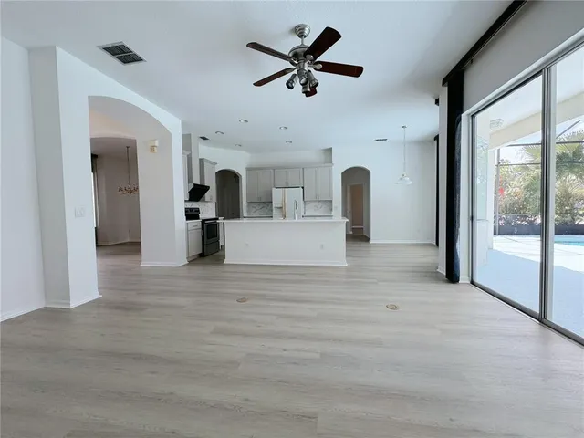 $2,999 | 4825 Brightmour Circle, Orlando, FL 32837