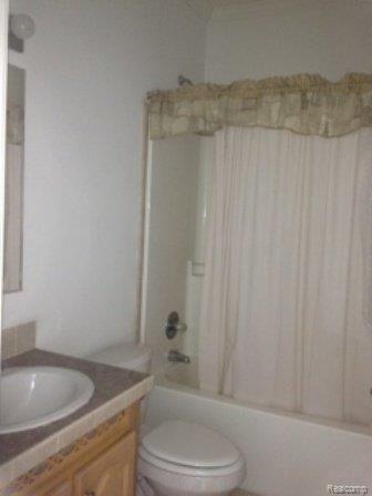 26160 Hagen Road New Baltimore, MI 48051 - Photo 21 of 21 mnbath.jpg
