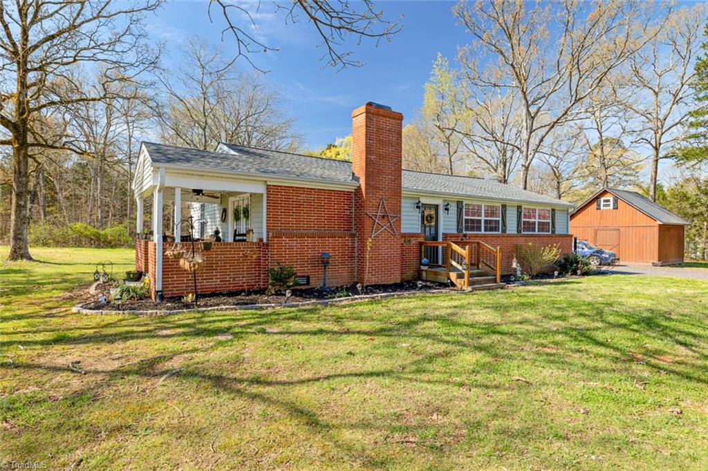 516 Old Embler Road Thomasville, NC 27360 - Photo 3 of 30