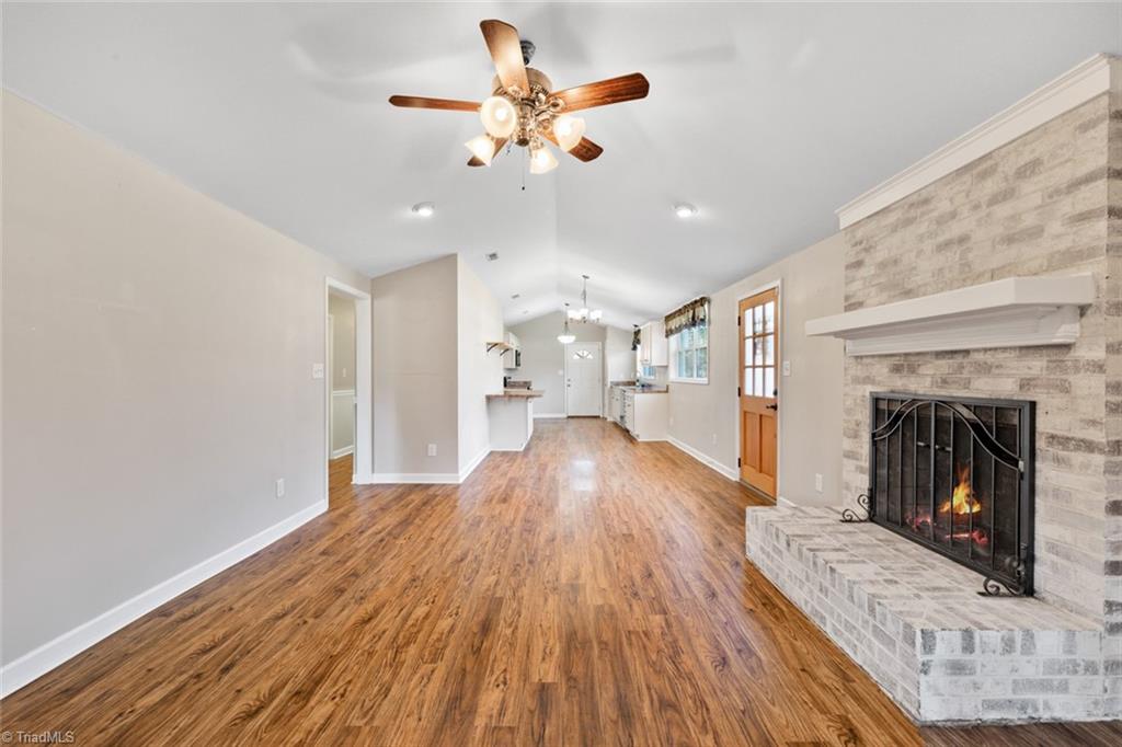 516 Old Embler Road Thomasville, NC 27360 - Photo 6 of 30