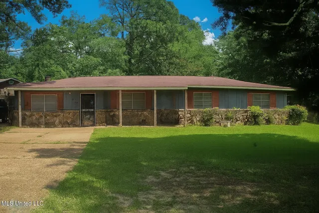 $69,900 | 1066 Maria Drive, Jackson, MS 39204