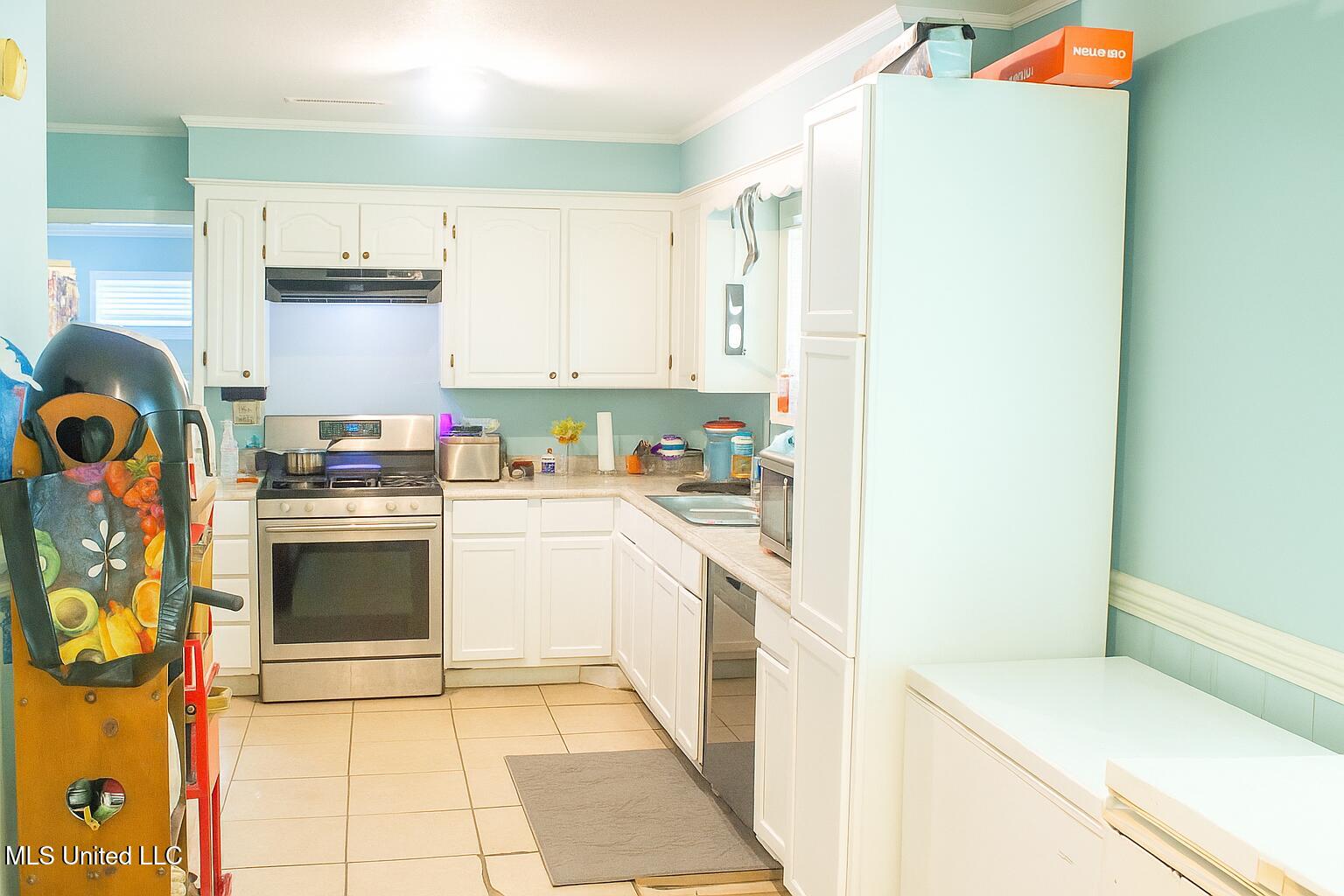 1066 Maria Drive Jackson, MS 39204 - Photo 2 of 7 Kitchen