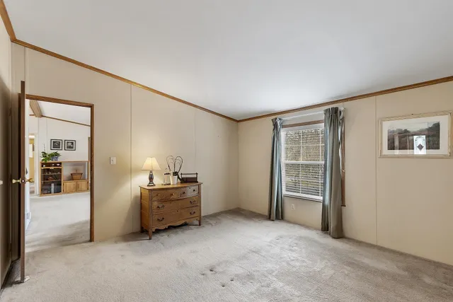 $299,000 | 53 Oak Drive, North Hampton, NH 03862