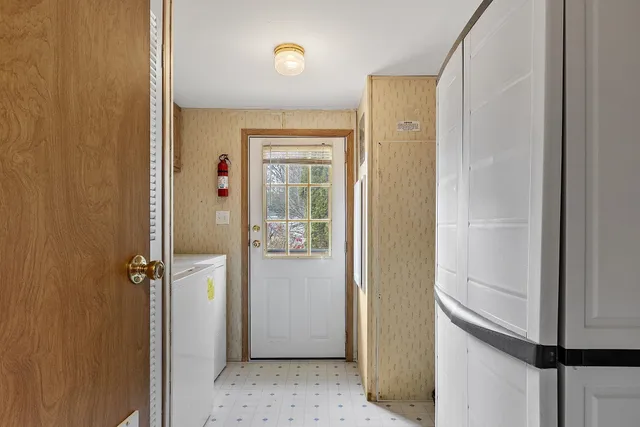 $299,000 | 53 Oak Drive, North Hampton, NH 03862